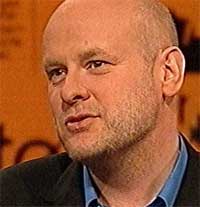 Svenske Fame hadde utstråling som bokhyllen Ivar fra Ikea, mente NRKs Grand Prix-kommentator, Jostein Pedersen.