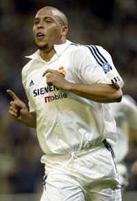 Ronaldo skal juble i Madrid fremt i sommeren 2008.