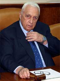 Israels statsminister Ariel Sharon. (Arkivfoto: Reuters/Brian Hendler) Israels statsminister Ariel Sharon. (Arkivfoto: Reuters/Brian Hendler)