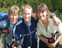  Datter Cathrine(midten) og mor Anne Marie Ulrichsen fra Oslo og Bærum følger Ingrid Kristiansens treningsprogram. I midten av juli løper de mila på under en time. Følg dem her på nettet og i Reiseradioen. Klikk oppe til høyre så får du et minimøte...