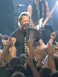 James Hetfield of Metallica ga en overraskelseskonsert. Foto: Robert Mora / Getty Images.