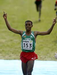 Kenenisa Bekele vant VM i terrengløp i mars, men i Paris er han bare påmeldt på 10.000 meter
