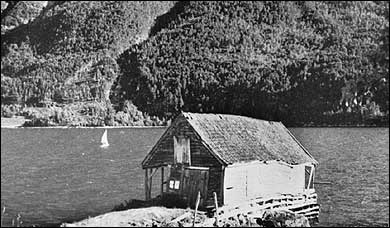 I 1785 drukna ni menneske i eit brurefylgje her ved Kjrnes d robten deira vart kasta rundt i stormen. (Foto  Fylkesarkivet)