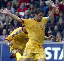 Christian Chivu spilte for Romania mot Norge 11. juni. (Foto: Tor Richardsen/Scanpix) 
