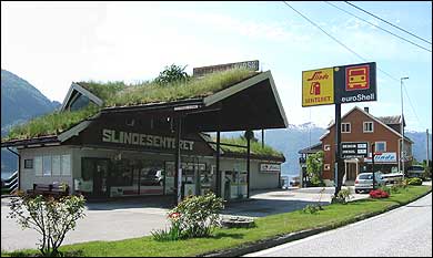 Slindesenteret. (Foto: Arild Nyb, NRK  2003)