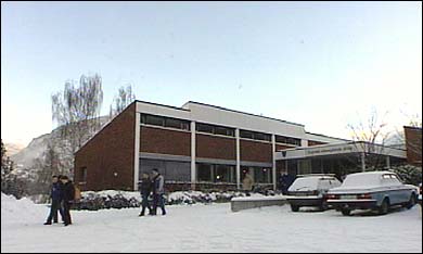 Sogndal vidaregåande skule. (Foto: Heidi Lise Bakke, NRK)