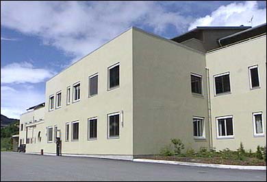 Helsesenteret i Dalavegen i Sogndal. (Foto: Asle Veien, NRK)