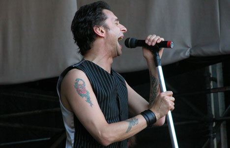 Dave Gahan spilte både låter fra den nye soloplata Paper Monsters og fra backkatalogen til Depeche Mode. (Foto: Roy Strømsnes