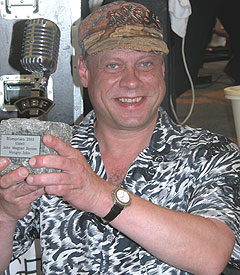 John Magnar Bernes, alias Hungry John ble årets vinner av Bluesprisen på Notodden. Foto: Per Ole Hagen. John Magnar Bernes, alias Hungry John ble årets vinner av Bluesprisen på Notodden. Foto: Per Ole Hagen.