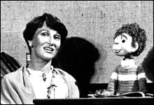 Momarkedet er vant med celebre gjester. En gang var Titten tei og kronprinsesse Sonja med samtidig. Momarkedet er vant med celebre gjester. En gang var Titten tei og kronprinsesse Sonja med samtidig.