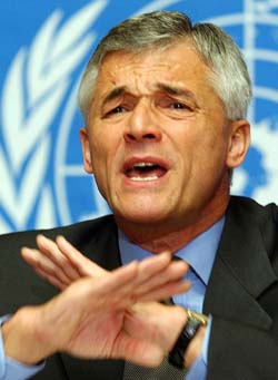 Avdøde Sergio de Mello på et FN-møte i Geneve i desember i fjor. (Foto: Balibouse-Files, Reuters)