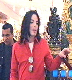 Michael Jackson har dyre vaner, og shoppet for ca. 40 millioner kroner i dokumentaren 