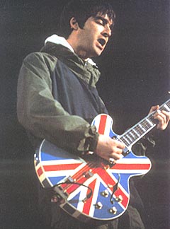 Noel Gallagher selger plater i hjemlandet igjen.