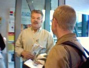Martin Schanche på vei til avhør. Martin Schanche på vei til avhør.