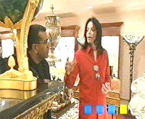 Martin Bashir følger Michael Jackson tett i dokumentaren 