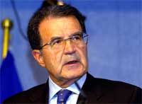 Romano Prodo har moderert seg litt etter svenskenes nei til å innføre euroen. Foto: AFP