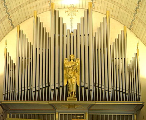 NYTT ORGEL: Det kan ta tid før Gjerpen kirke får sitt nye orgel. Dette er fra Glemmen kirke i Fredrikstad.