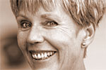 Karin Fossum har skrevet "Se deg ikke tilbake". (Foto: Knut Falch, Scanpix) Karin Fossum har skrevet "Se deg ikke tilbake". (Foto: Knut Falch, Scanpix)