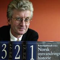 Knut Kjeldstadli har vært redaktør for "Norsk innvandrerhistorie"(Foto: Scanpix/Bjørn Sigurdsøn)