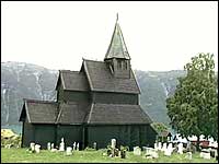 Urnes stavkyrkje er med p UNESCO si liste over dei fremste kulturskattane i verda. (Foto: Ole Fretheim, NRK)