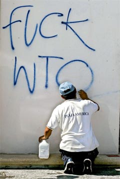 WTO-demonstrant i Cancun. Foto: AFP/Scanpix. WTO-demonstrant i Cancun. Foto: AFP/Scanpix.