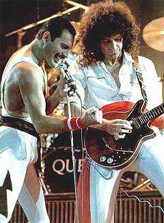 Queen, her med Freddy Mercury og Brian May. Foto: www.queenzone.com.