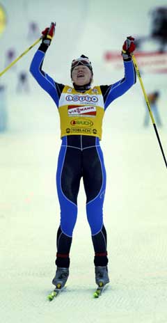 Kristina Smigun vant lørdagens 15 kilomerer fellesstart i Dobbiaco i Italia. (Foto: Jon Eeg / SCANPIX) Kristina Smigun vant lørdagens 15 kilomerer fellesstart i Dobbiaco i Italia. (Foto: Jon Eeg / SCANPIX)