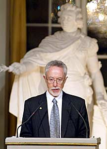 J.M. Coetzee under Nobel-foredraget J.M. Coetzee under Nobel-foredraget