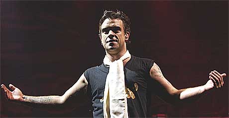 Robbie Williams skjønner seg ikke på amerikanere. Foto: Thomas Bjørnflaten, Scanpix.