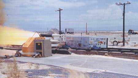 Styreseksjonen i Penguin testes av U.S. Air Force i New Mexico Styreseksjonen i Penguin testes av U.S. Air Force i New Mexico