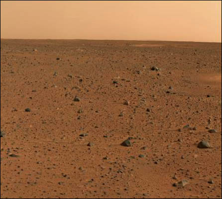 Ødeleggelsen ble total da en bonde på Løten glemte å sette på kjølevannet på HB-apparatet sitt i går kveld.(Foto: NASA) Ødeleggelsen ble total da en bonde på Løten glemte å sette på kjølevannet på HB-apparatet sitt i går kveld.(Foto: NASA)