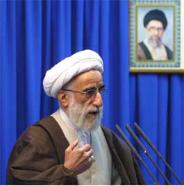 AVVISER: Det konservative rådet av islamske lærde og rådets leder, ayatolla Ahmad Jannati, har avvist flere hundre iranske reformister fra det forestående valget. (Foto: REUTERS/Raheb Homavandi)