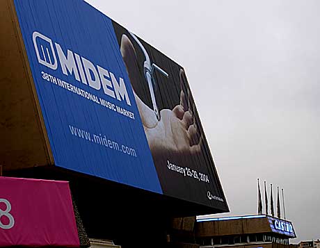 Cannes preges av MIDEM. Foto: Arne Kristian Gansmo, NRK.no. Cannes preges av MIDEM. Foto: Arne Kristian Gansmo, NRK.no.