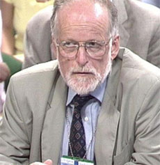 David Kelly under høringen i Underhuset i juli i fjor (Foto: AP)
