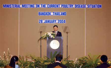 Thaksin Shinawatra åpnet krisemøtet i Bangkok (Scanpix/AP) Thaksin Shinawatra åpnet krisemøtet i Bangkok (Scanpix/AP)
