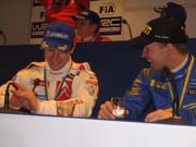 Konkurrenter på veien, men kompiser ellers. Sebastién Loeb og Petter Solberg. ( Foto: NRK Østfold ) Konkurrenter på veien, men kompiser ellers. Sebastién Loeb og Petter Solberg. ( Foto: NRK Østfold )