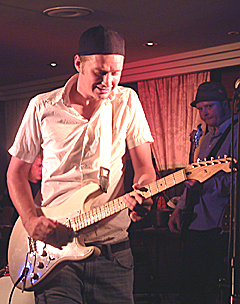 Ronnie Jacobsen på Hell Blues i 2002. Foto: Jørn Gjersøe, nrk.no/musikk.