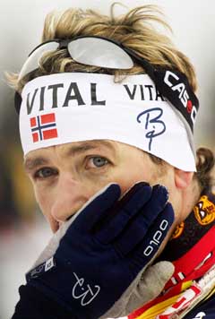 En tåre på standplass kostet Ole Einar Bjørndalen gullet. (Foto: Heiko Junge/Scanpix)