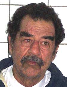Saddam Hussein ble tatt til fange 13. desember 2003. (Foto: Reuters/Scanpix)