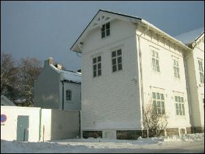 Molde fengsel blir ikkje stengt i denne omgang. Foto:Gunnar Sandvik, NRK