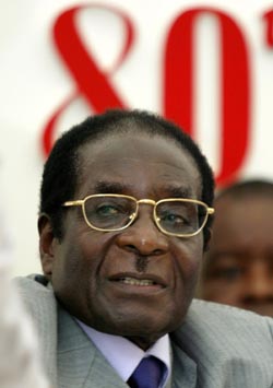Zimbabwes president Robert Mugabe feiret nylig sin 80-årsdag. Foto: Howard Burditt, Reuters/Scanpix.