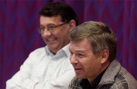 Kjell Magne Bondevik (t.h.) og Per Kristian Foss på pressekonferansen i dag. (Scanpix-foto: Erlend Aas) Kjell Magne Bondevik (t.h.) og Per Kristian Foss på pressekonferansen i dag. (Scanpix-foto: Erlend Aas)