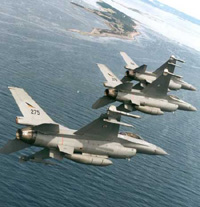 F-16 fra 332-skvadronen på Rygge. 