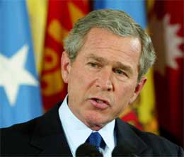 President Bush anklaget Kerry for å vingle (foto: Scanpix)