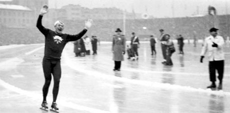 Allgrønn er nostalgiske og vil at gamle Bislett må få stå. Her er Hjallis på banen under OL i 1952. Foto: Scanpix.