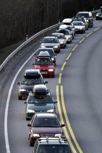 Hvordan begrense trafikkulykkene? Vi tok debatten i Rett på. Foto: SCANPIX Hvordan begrense trafikkulykkene? Vi tok debatten i Rett på. Foto: SCANPIX