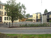 Grorud skole er skeptisk til barnehagebrakke i skolegården. Foto: NRK