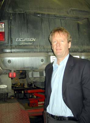 Daglig leder Morten Weme er ikke overrasket over at bilene som ble stjålet i Hamar ble brukt i et ran.