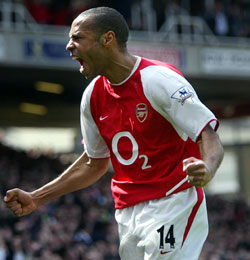 Thierry Henry har jublet mye i Arsenal-trøya i år.