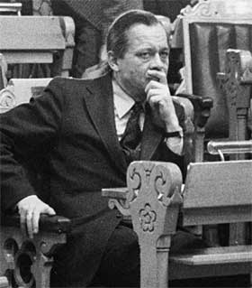 Knut Frydenlund under utenriksdebatten i Stortinget i 1973. Foto: Scanpix Knut Frydenlund under utenriksdebatten i Stortinget i 1973. Foto: Scanpix